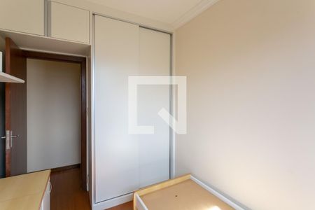Quarto 2 de apartamento para alugar com 2 quartos, 60m² em Fernão Dias, Belo Horizonte