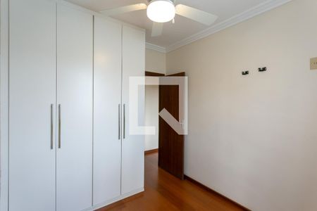 Quarto 1 de apartamento para alugar com 2 quartos, 60m² em Fernão Dias, Belo Horizonte