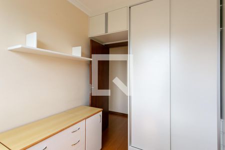 Quarto 2 de apartamento para alugar com 2 quartos, 60m² em Fernão Dias, Belo Horizonte