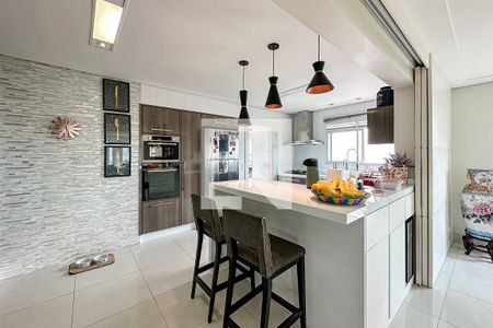 Apartamento à venda com 200m², 3 quartos e 6 vagasCozinha