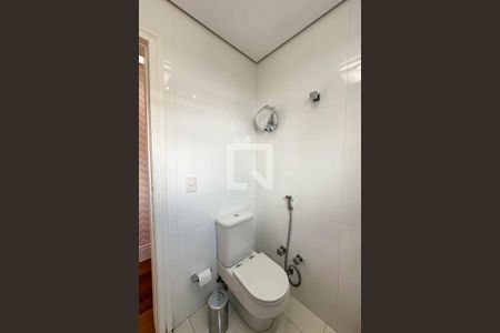 Apartamento à venda com 200m², 3 quartos e 6 vagasSuíte 2