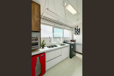 Apartamento à venda com 200m², 3 quartos e 6 vagasCozinha