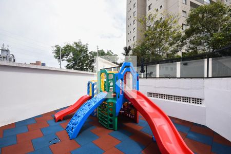 Apartamento para alugar com 75m², 3 quartos e 2 vagas Apartamento para alugar com 75m², 3 quartos e 2 vagasPlayground