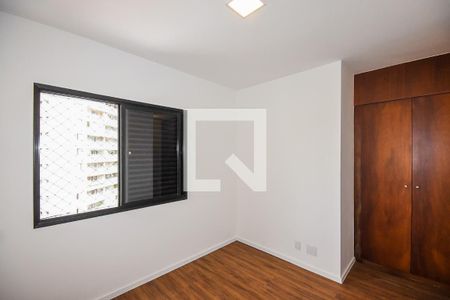 Apartamento para alugar com 75m², 3 quartos e 2 vagas Apartamento para alugar com 75m², 3 quartos e 2 vagasSuíte