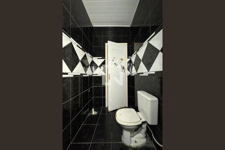 Casa à venda com 140m², 3 quartos e 2 vagasBanheiro