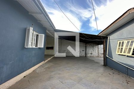 Casa à venda com 140m², 3 quartos e 2 vagasÁrea Externa