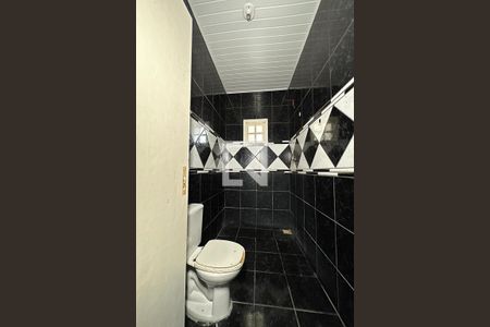 Casa à venda com 140m², 3 quartos e 2 vagasBanheiro