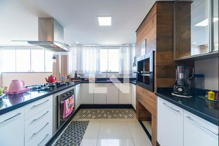 Apartamento à venda com 112m², 2 quartos e 1 vaga Apartamento à venda com 112m², 2 quartos e 1 vagaCozinha