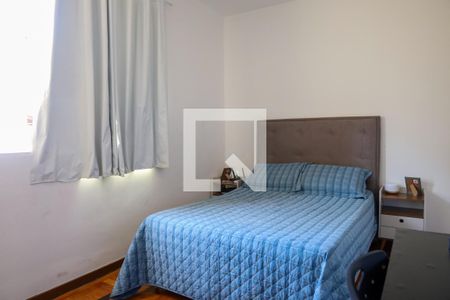 Quarto de apartamento à venda com 2 quartos, 84m² em Calafate, Belo Horizonte
