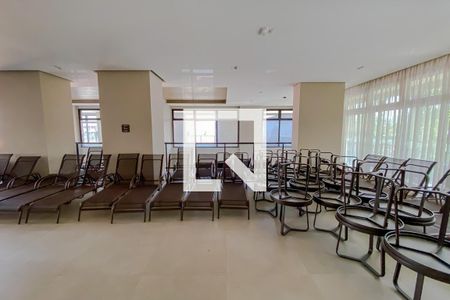 Apartamento à venda com 57m², 2 quartos e 1 vagaÁrea comum