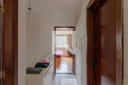 Casa à venda com 200m², 3 quartos e 2 vagas Casa à venda com 200m², 3 quartos e 2 vagasCorredor