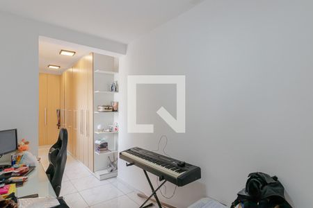 Casa à venda com 200m², 3 quartos e 2 vagas Casa à venda com 200m², 3 quartos e 2 vagasSuíte 3