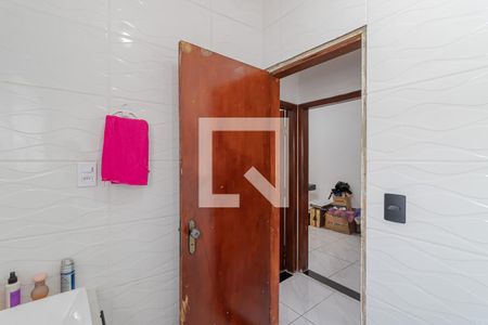 Casa à venda com 200m², 3 quartos e 2 vagas Casa à venda com 200m², 3 quartos e 2 vagasBanheiro