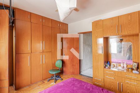 Casa à venda com 200m², 3 quartos e 2 vagas Casa à venda com 200m², 3 quartos e 2 vagasSuíte 1