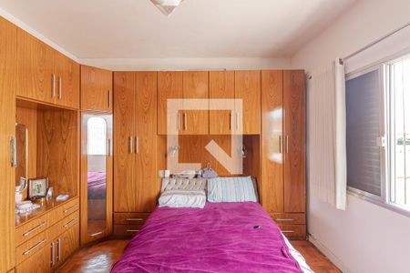 Casa à venda com 200m², 3 quartos e 2 vagas Casa à venda com 200m², 3 quartos e 2 vagasSuíte 1