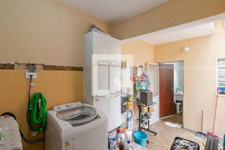 Casa à venda com 200m², 3 quartos e 2 vagas Casa à venda com 200m², 3 quartos e 2 vagasÁrea de Serviço