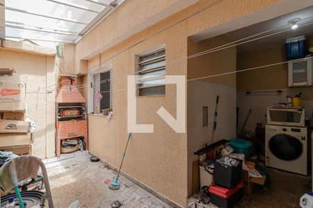 Casa à venda com 200m², 3 quartos e 2 vagas Casa à venda com 200m², 3 quartos e 2 vagasQuintal