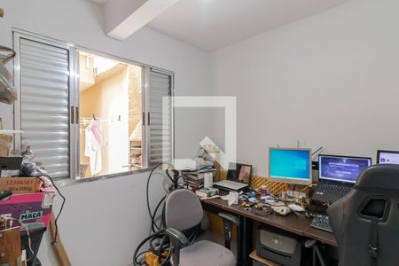 Casa à venda com 200m², 3 quartos e 2 vagas Casa à venda com 200m², 3 quartos e 2 vagasQuarto de Serviço