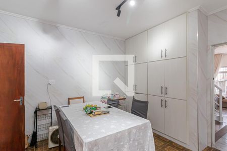 Casa à venda com 200m², 3 quartos e 2 vagas Casa à venda com 200m², 3 quartos e 2 vagasCozinha