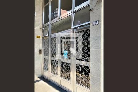 Studio à venda com 35m², 1 quarto e sem vaga Studio à venda com 35m², 1 quarto e sem vagaFachada