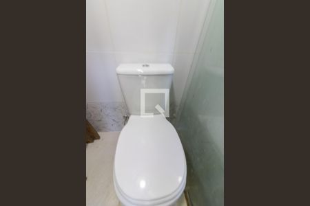 Casa de condomínio à venda com 330m², 4 quartos e 3 vagasÁrea de Serviço - Banheiro