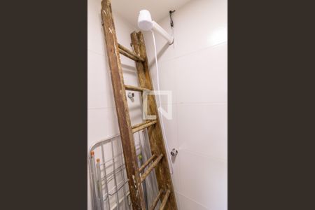 Casa de condomínio à venda com 330m², 4 quartos e 3 vagasÁrea de Serviço - Banheiro