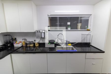 Casa de condomínio à venda com 330m², 4 quartos e 3 vagasCozinha