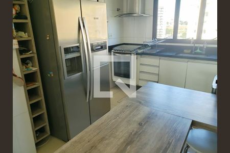 Apartamento à venda com 220m², 3 quartos e 2 vagas