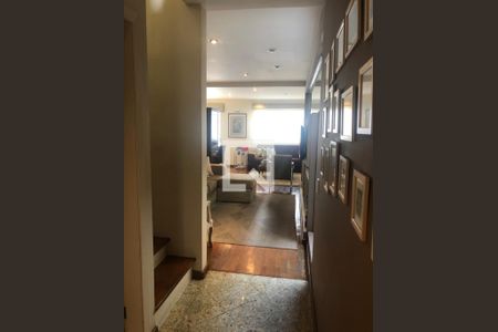 Casa à venda com 201m², 4 quartos e 4 vagas