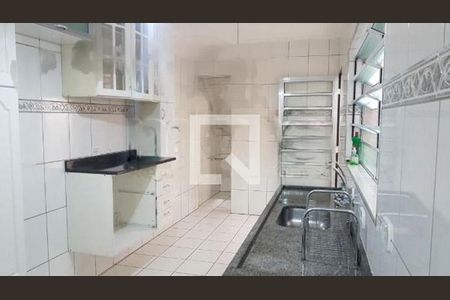 Casa à venda com 121m², 3 quartos e 2 vagas