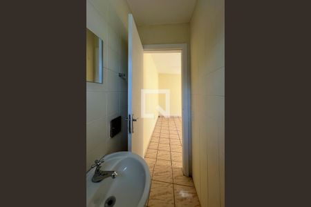 Casa à venda com 267m², 4 quartos e 3 vagas Casa à venda com 267m², 4 quartos e 3 vagasLavabo 2