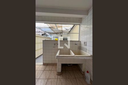 Casa à venda com 267m², 4 quartos e 3 vagas Casa à venda com 267m², 4 quartos e 3 vagasÁrea de Serviço