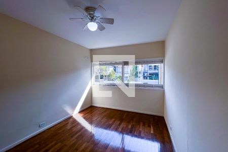 Casa à venda com 267m², 4 quartos e 3 vagas Casa à venda com 267m², 4 quartos e 3 vagasQuarto 1