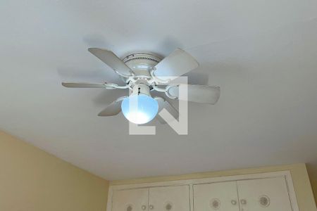 Casa à venda com 267m², 4 quartos e 3 vagas Casa à venda com 267m², 4 quartos e 3 vagasQuarto 1