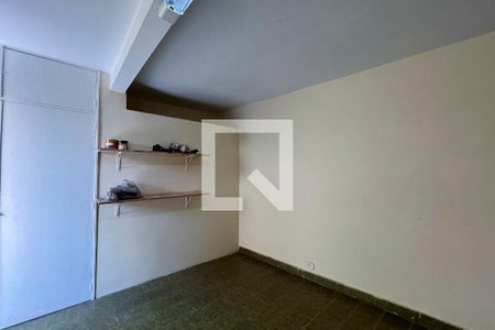 Casa à venda com 267m², 4 quartos e 3 vagas Casa à venda com 267m², 4 quartos e 3 vagasQuarto de Serviço 2