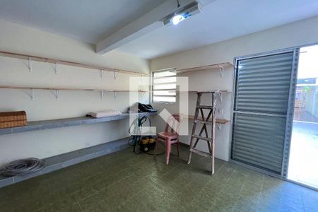 Casa à venda com 267m², 4 quartos e 3 vagas Casa à venda com 267m², 4 quartos e 3 vagasQuarto de Serviço 2