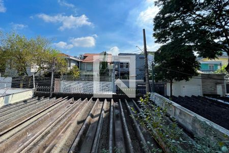 Casa à venda com 267m², 4 quartos e 3 vagas Casa à venda com 267m², 4 quartos e 3 vagasVista