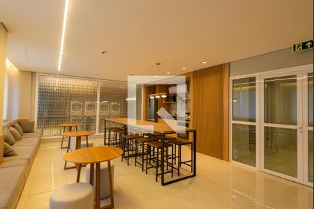 Apartamento para alugar com 27m², 1 quarto e sem vaga Apartamento para alugar com 27m², 1 quarto e sem vagaÁrea comum - Salão de festas