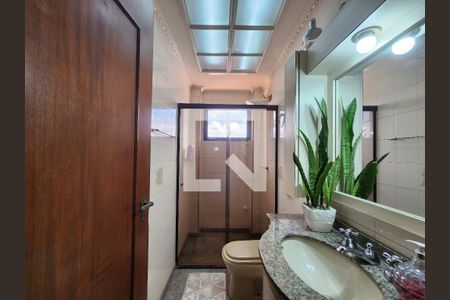 Apartamento à venda com 170m², 3 quartos e 2 vagas Apartamento à venda com 170m², 3 quartos e 2 vagasBanheiro