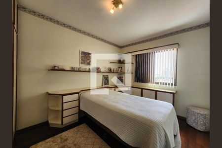 Apartamento à venda com 170m², 3 quartos e 2 vagas Apartamento à venda com 170m², 3 quartos e 2 vagasQuarto 1