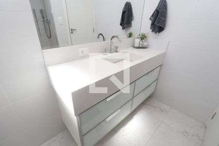 Apartamento à venda com 72m², 3 quartos e 2 vagasBanheiro da Suíte