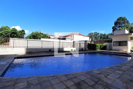 Apartamento à venda com 72m², 3 quartos e 2 vagasÁrea comum - Piscina