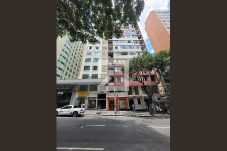 Apartamento à venda com 88m², 2 quartos e sem vaga Apartamento à venda com 88m², 2 quartos e sem vagaFachada