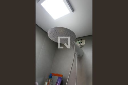 Apartamento à venda com 56m², 2 quartos e 1 vaga Apartamento à venda com 56m², 2 quartos e 1 vagaBanheiro