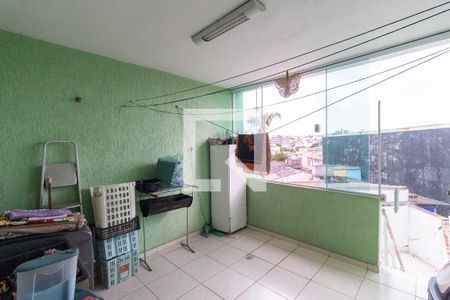 Casa à venda com 220m², 3 quartos e 6 vagasLavanderia