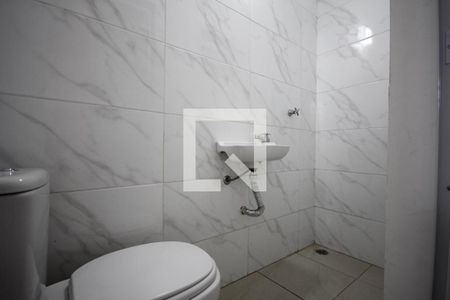 Casa à venda com 360m², 4 quartos e 6 vagasBanheiro de Serviço