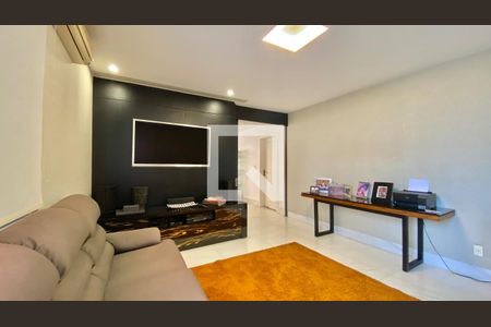 Apartamento à venda com 271m², 3 quartos e 4 vagasSala