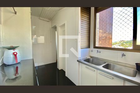 Apartamento à venda com 271m², 3 quartos e 4 vagasÁrea de Serviço