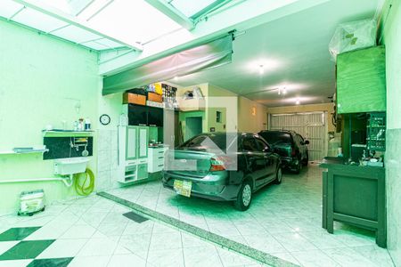 Casa à venda com 257m², 3 quartos e 3 vagas Casa à venda com 257m², 3 quartos e 3 vagasGaragem