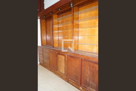 Casa à venda com 810m², 12 quartos e 2 vagasÁrea comum